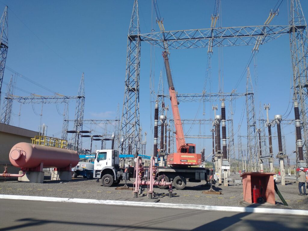 Teste de saturação de transformador de corrente (TC)